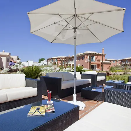 Курортный комплекс Monte Santo Карвоейру